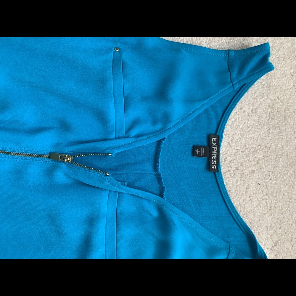 Express Top - Picture 2 of 4